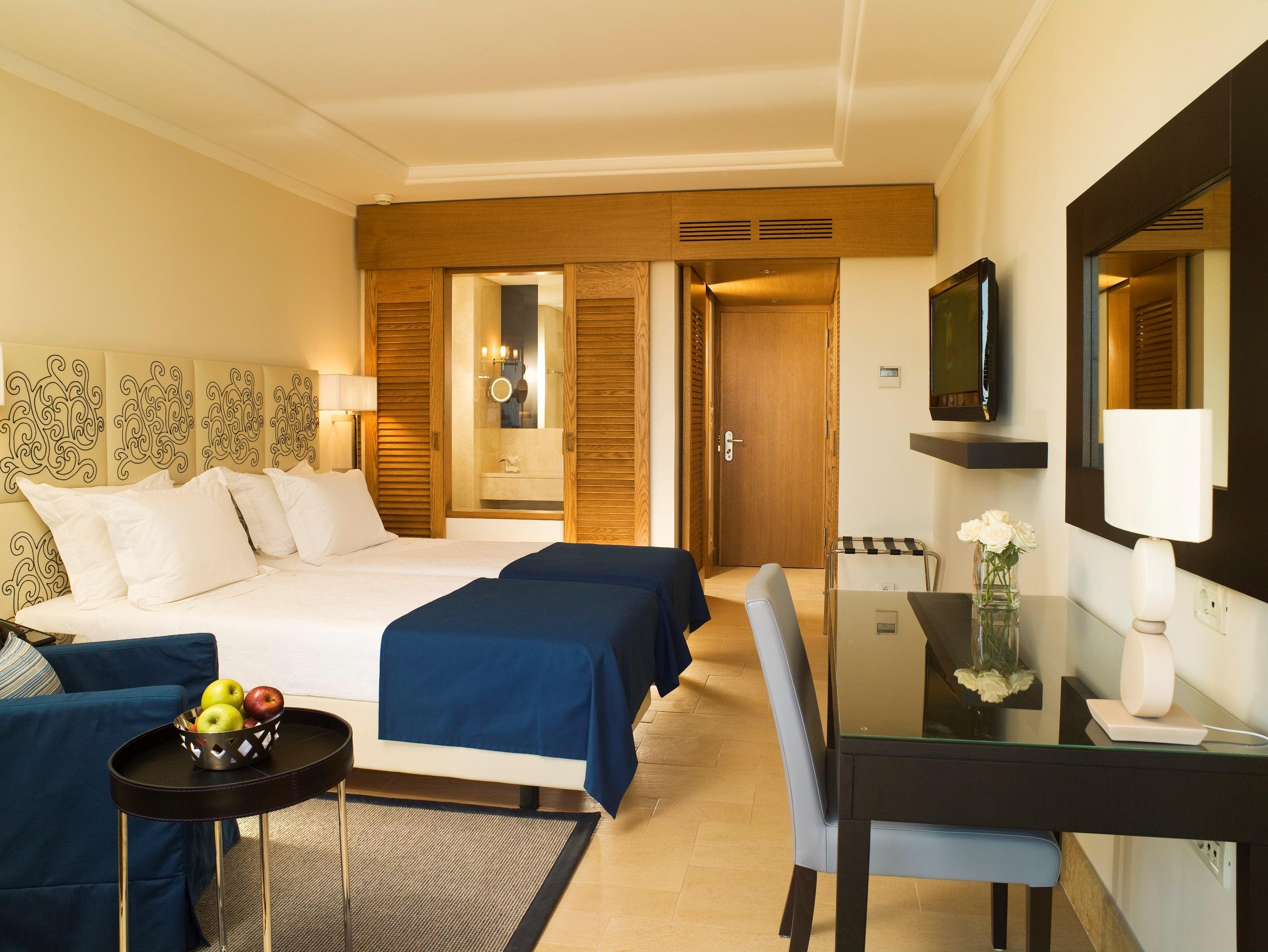 מאליה Kernos Beach Hotel & Bungalows מראה חיצוני תמונה