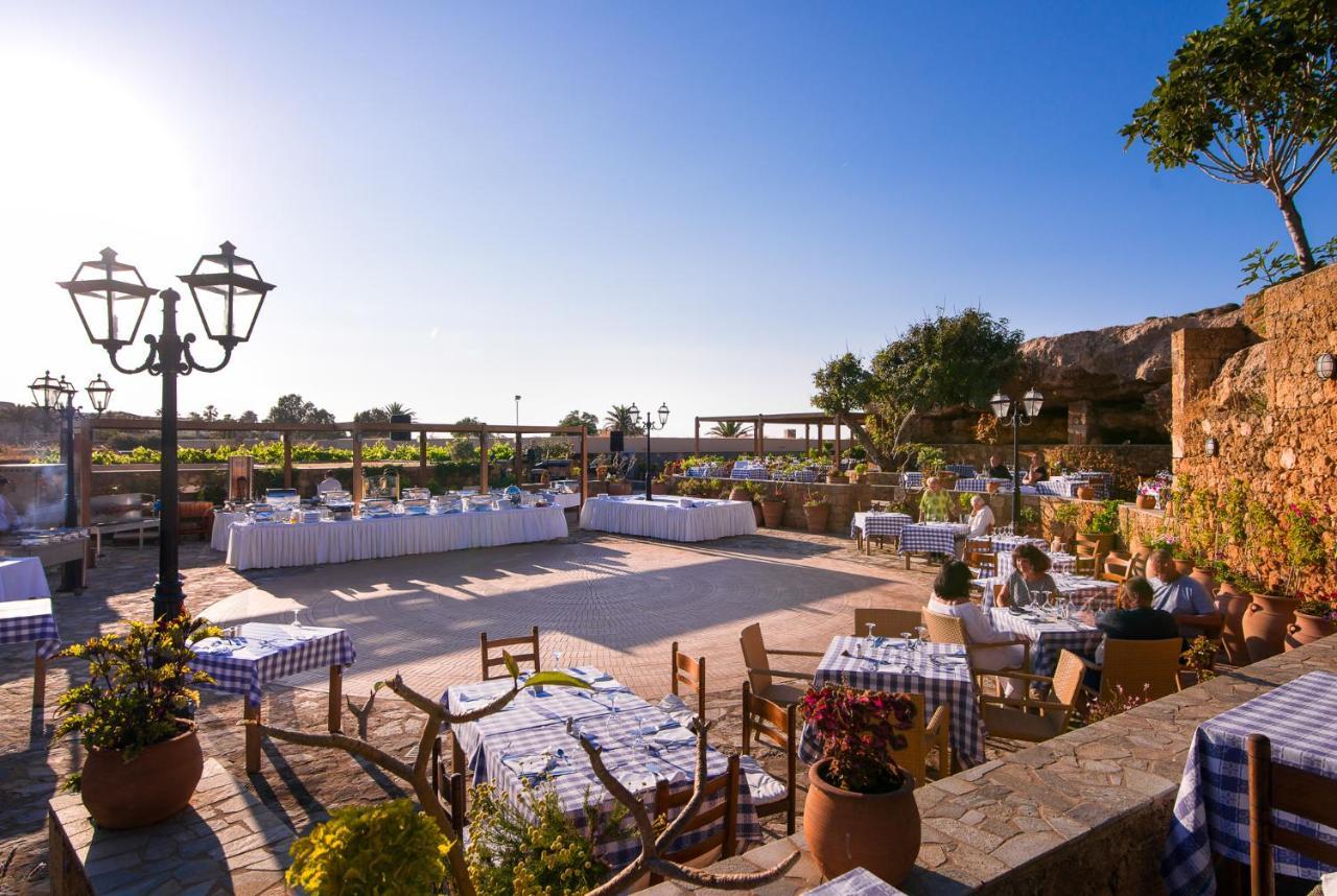 מאליה Kernos Beach Hotel & Bungalows מראה חיצוני תמונה