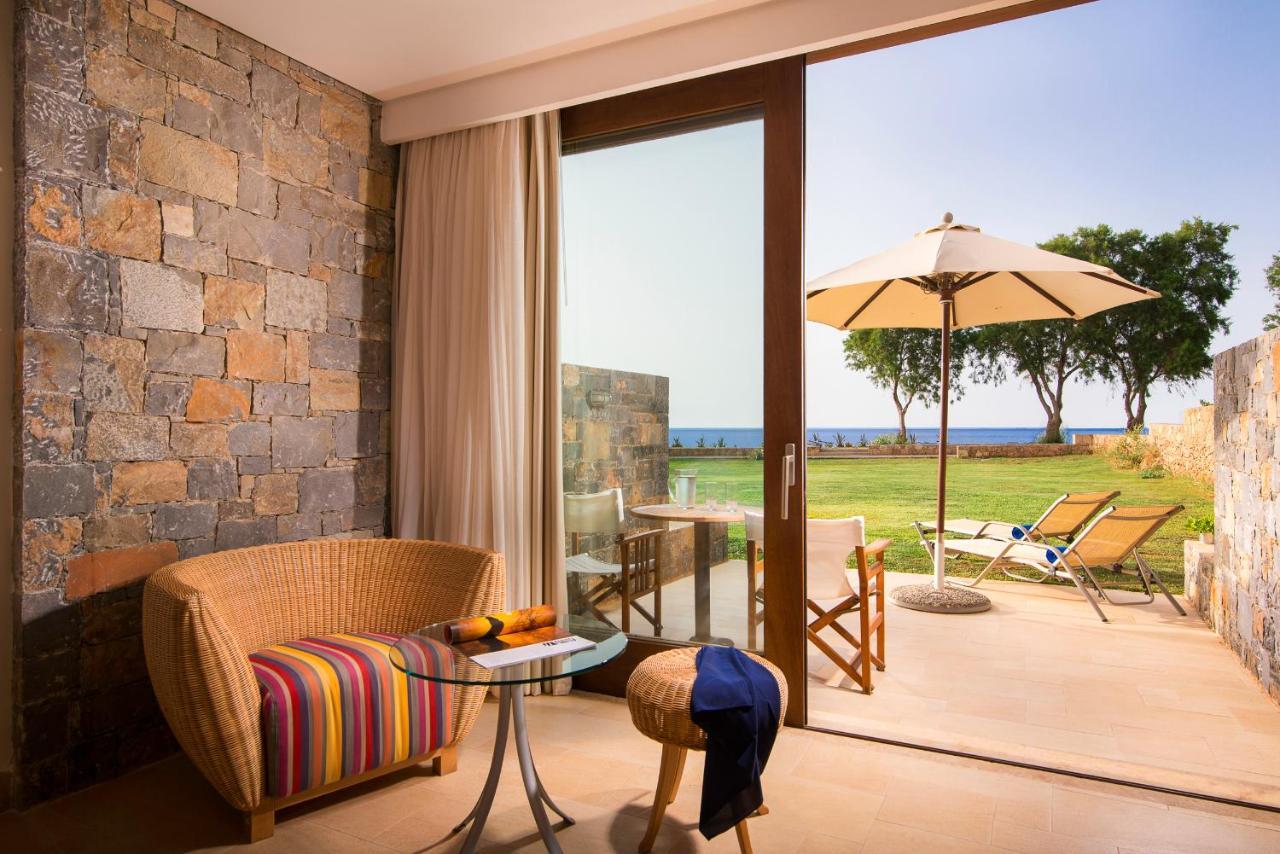 מאליה Kernos Beach Hotel & Bungalows מראה חיצוני תמונה